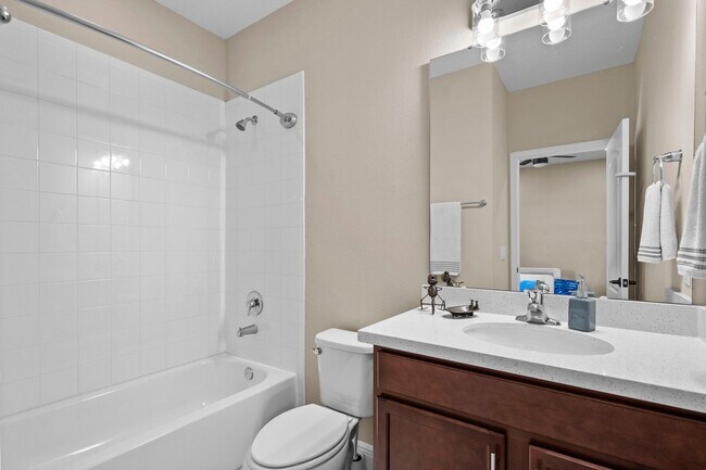 Building Photo - Perfect Home waiting for you!