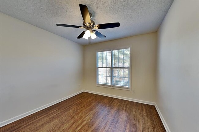 Building Photo - 162 Kipling Dr