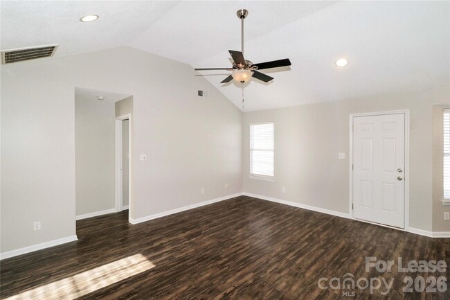 Building Photo - 771 Rebecca Jane Dr