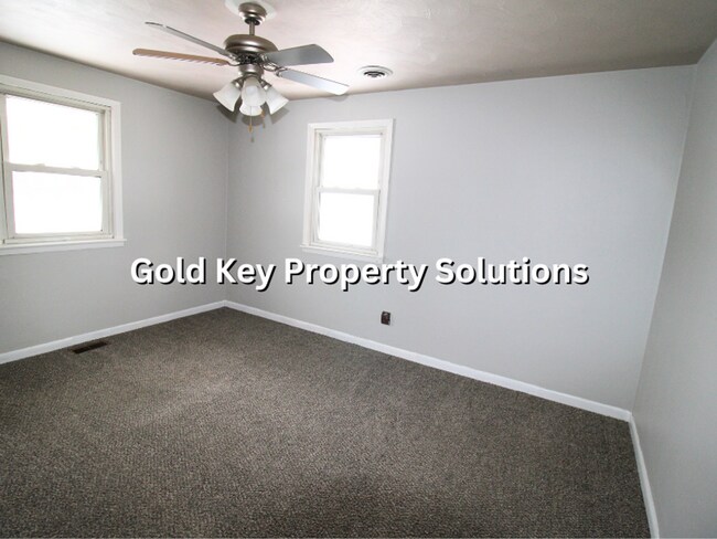 Building Photo - 3 Bedroom 1 Bath Brick Ranch Home w/ Fenced Backyard (SECTION 8 APPROVED)