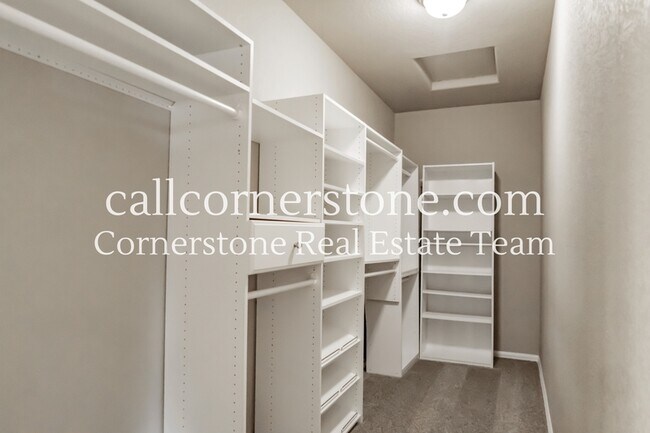 Building Photo - 7662 Jack Pne Grv