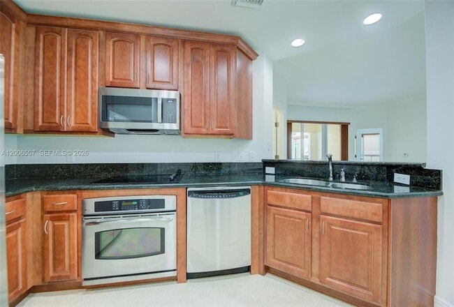 Building Photo - 16101 Emerald Estates Dr