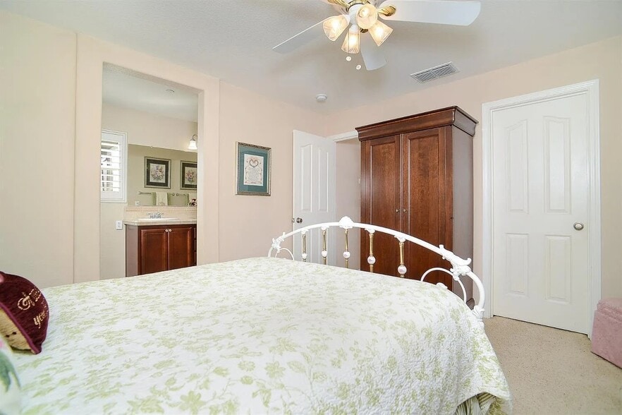 Building Photo - 1303 Rivage Cir