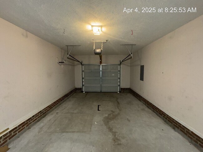 Building Photo - 106 Dolores Ct