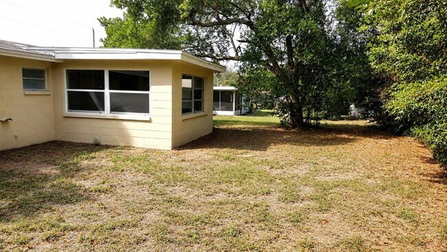 Building Photo - 4080 Redwing Dr