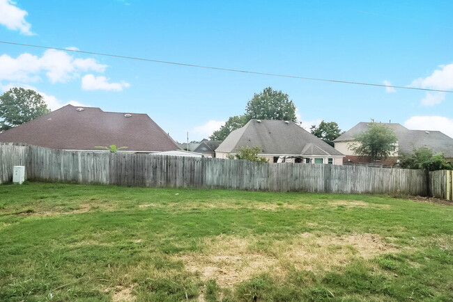 Building Photo - 9319 Chimneyrock Blvd.
