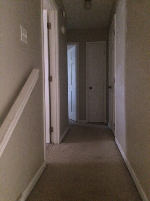 Building Photo - 819 Tammy St SW