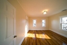 Building Photo - 14 Woodbine Rd