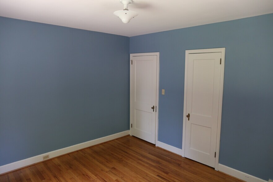 Building Photo - 1005 Arnette Avenue