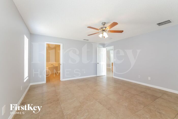 Building Photo - 157 Sanderling Dr