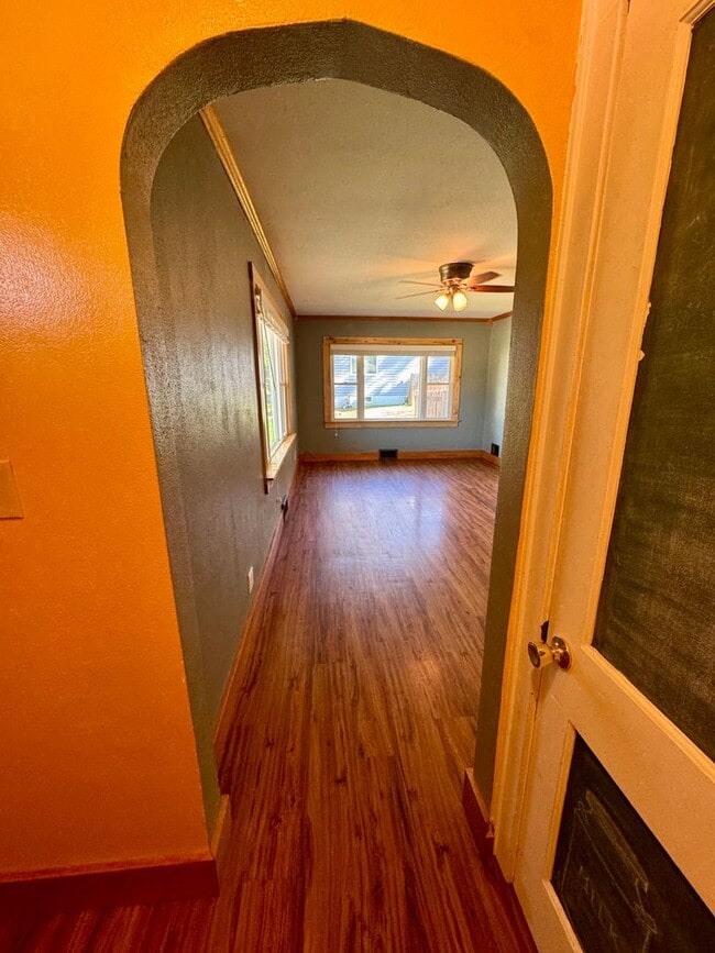 Building Photo - Single Family Home in Edgerton, WI