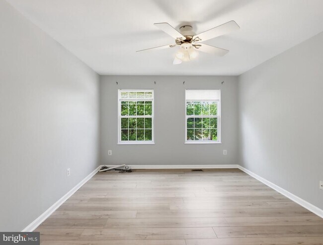 Building Photo - 8 Quails Nest Ct