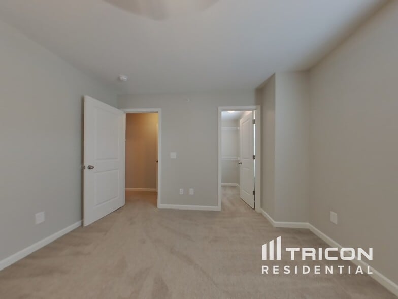 Building Photo - 205 Ashmere Ct