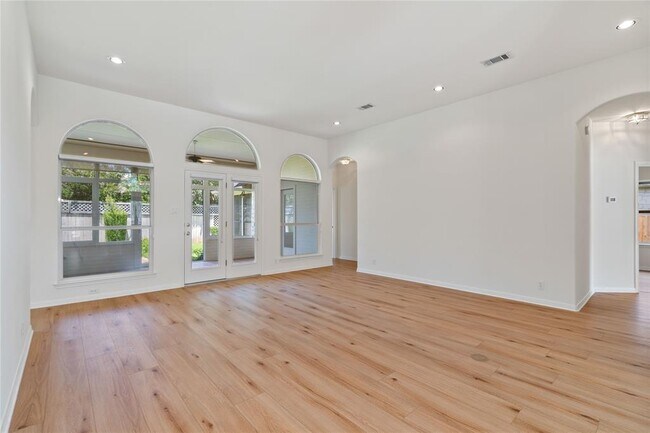 Building Photo - 3628 Aspen Creek Pkwy