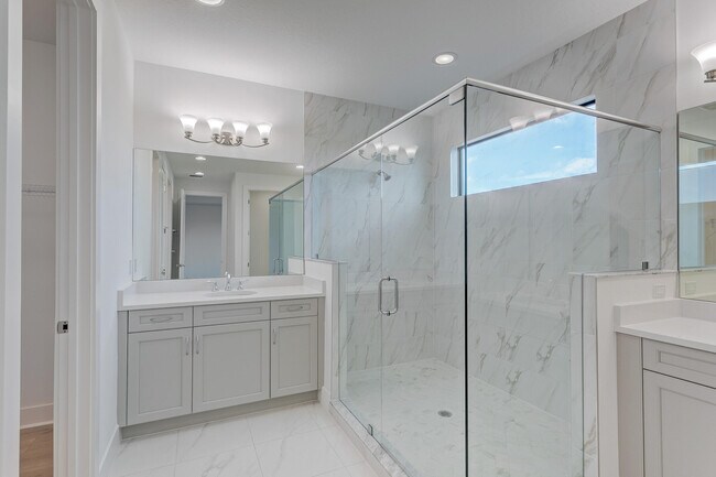 Building Photo - 13559 Artisan Cir