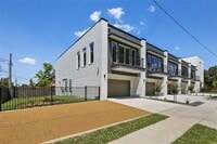 Building Photo - 6250 Oram St