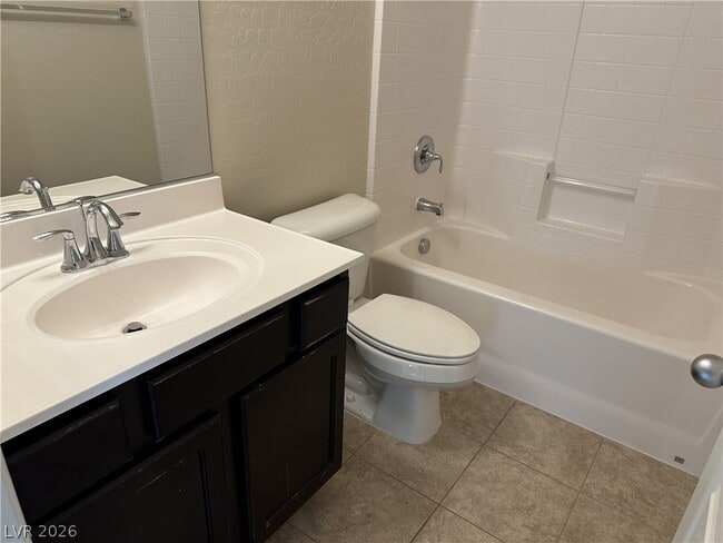 Building Photo - 10 Tribute Peak Way