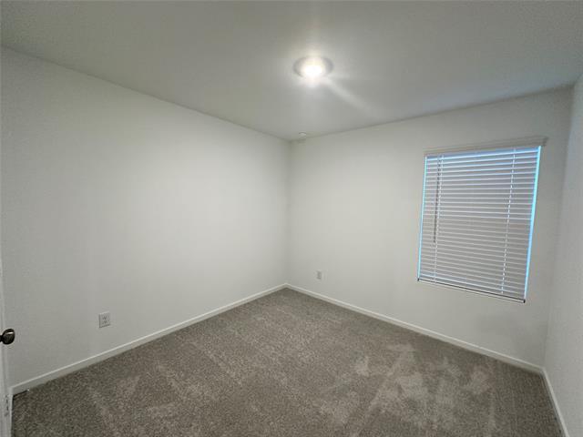 Building Photo - 6500 Longspur Ln