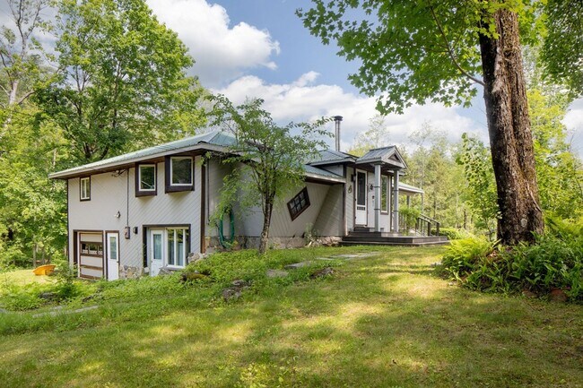 Building Photo - 48 Preston Ln
