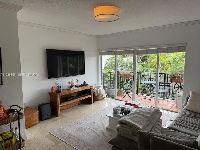 Building Photo - 101 Sidonia Ave