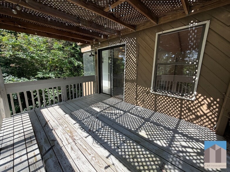 Building Photo - 1278 Laurel Summit Dr SE