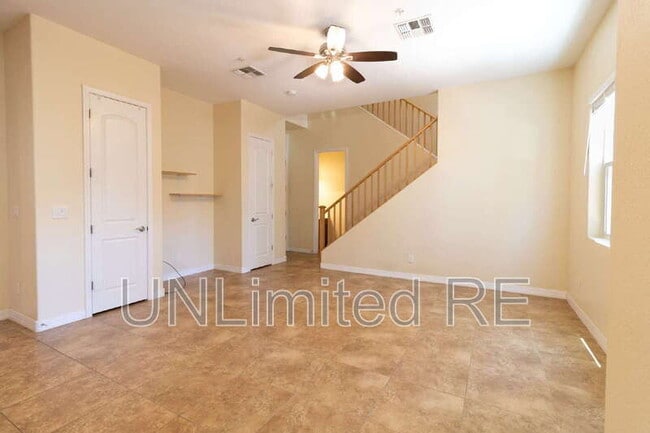Building Photo - 3247 Merryvale Ln