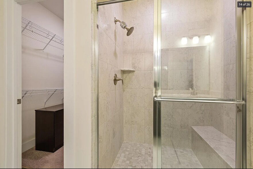 Building Photo - 613 Herndon Pky