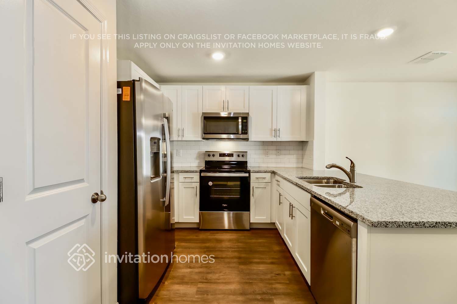 Building Photo - 3649 Fulton Ferry Ln