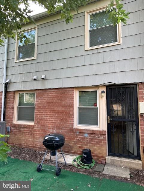 Building Photo - 1313 Potomac Heights Dr
