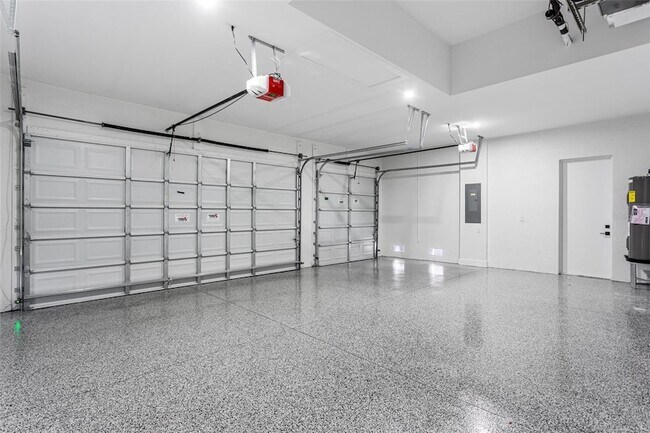 Building Photo - 2702 Old Burnt Store Rd N