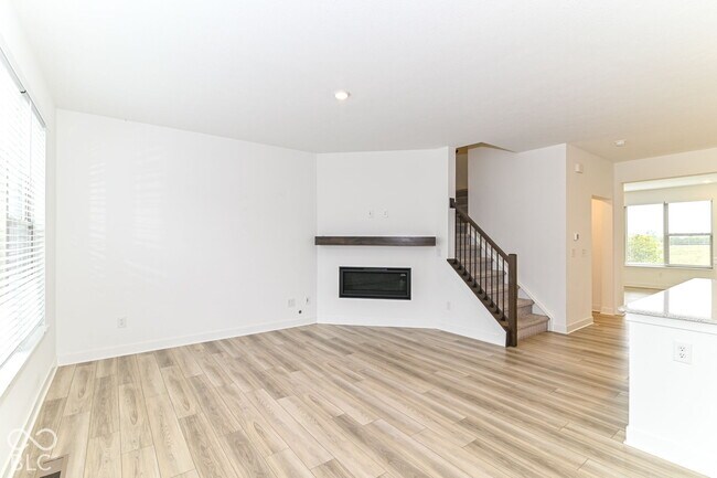Building Photo - 13447 E 134th St