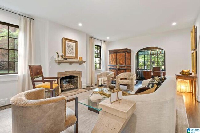 Building Photo - 2505 Montevallo Rd