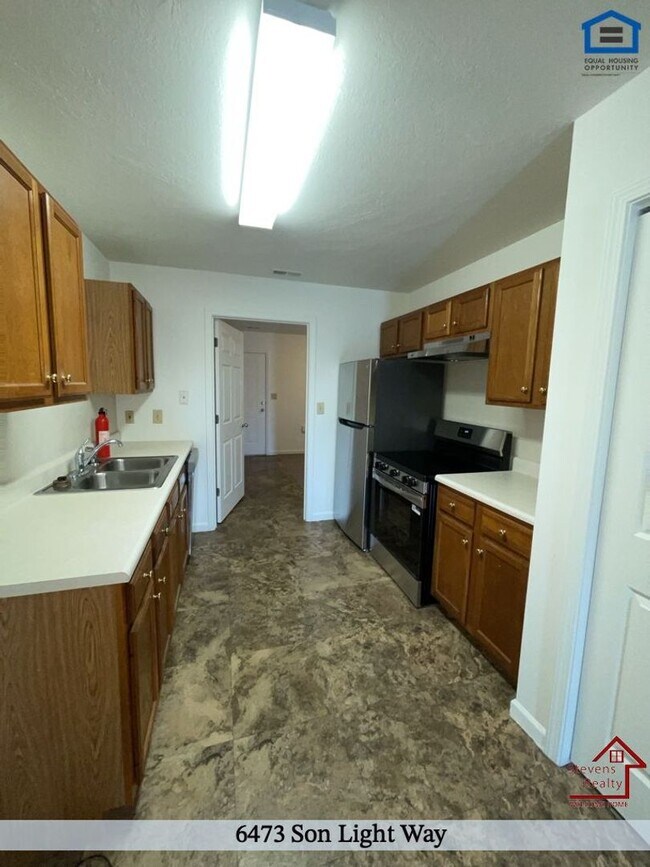 Building Photo - 6473 Son Light Way