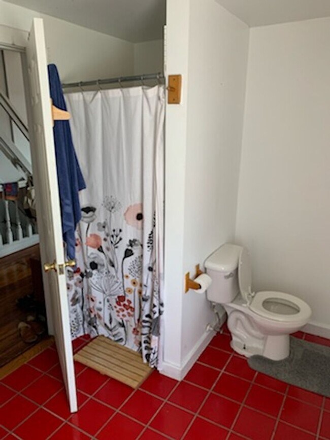 Building Photo - 931 S 10th St