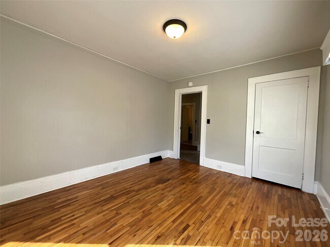 Building Photo - 3820 Freedom Dr