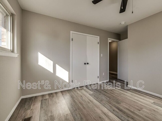 Building Photo - 5966 E 36th St