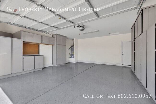Building Photo - 30817 N 25th Dr