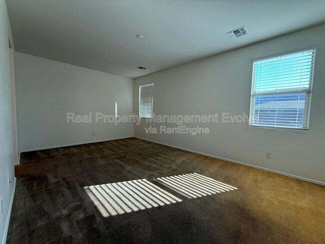 Building Photo - 15811 W Banff Ln