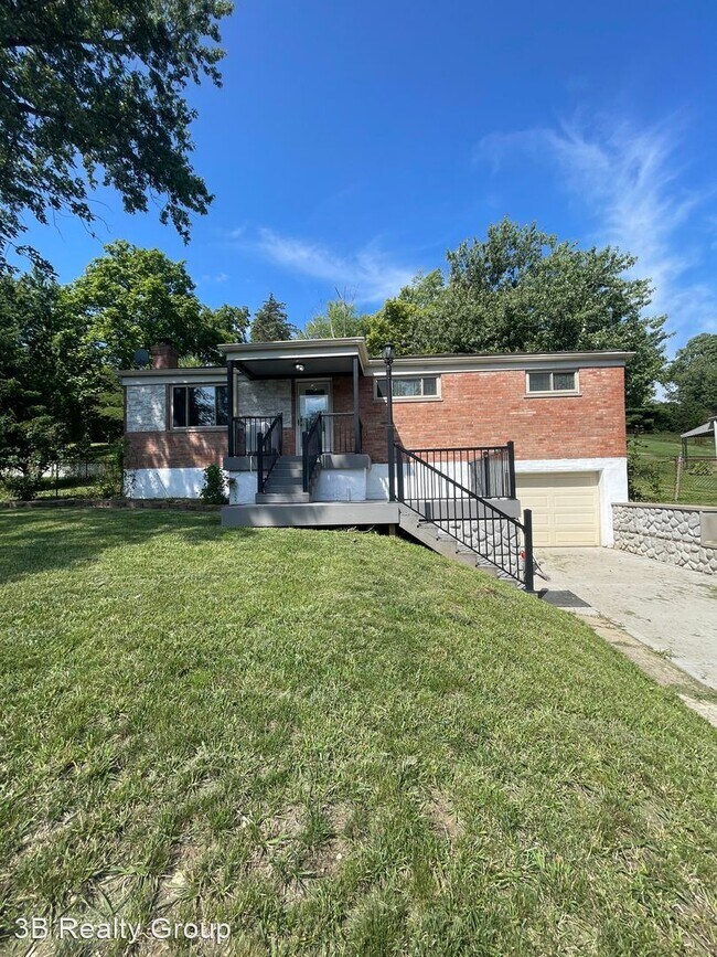 2 br, 1.5 bath House 5211 Rybolt Rd. 5211 Rybolt Rd Cincinnati OH 45248 Apartment Finder
