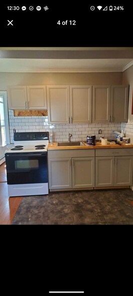 Building Photo - 133 Park Ave