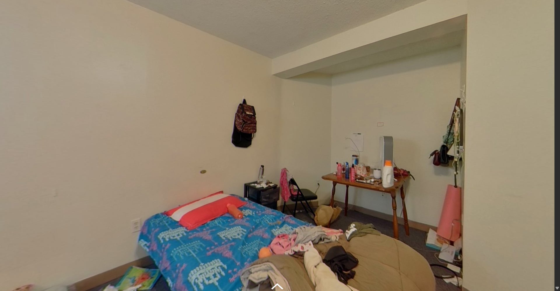 Building Photo - 142 Hemenway St