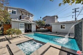 Building Photo - 119 S Hobart Blvd