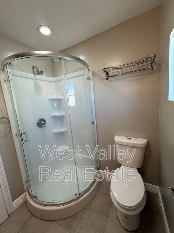 Building Photo - 408 F St