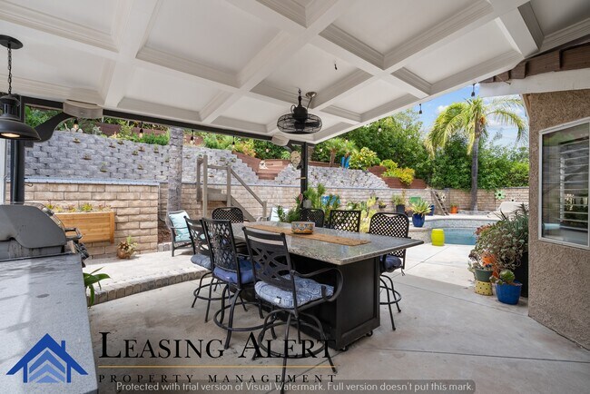 Building Photo - 27597 Artine Dr