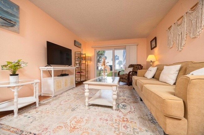 Building Photo - 4 Ocean Trace Rd