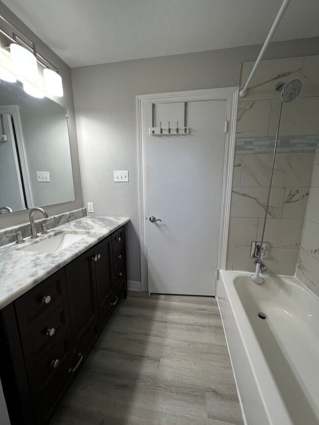 Building Photo - Bossier Beauty!