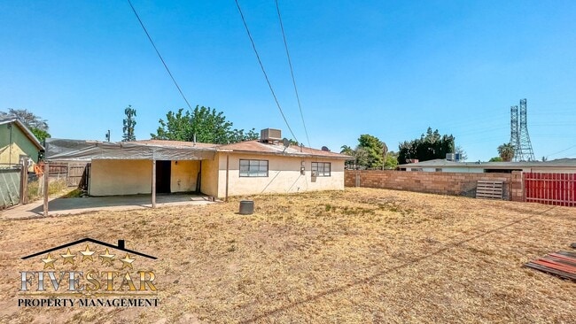 Building Photo - 4519 Gordon St