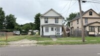 Building Photo - 1433 Kenmore Blvd