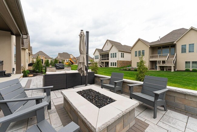 Building Photo - 6096 Deer Bluff Pl