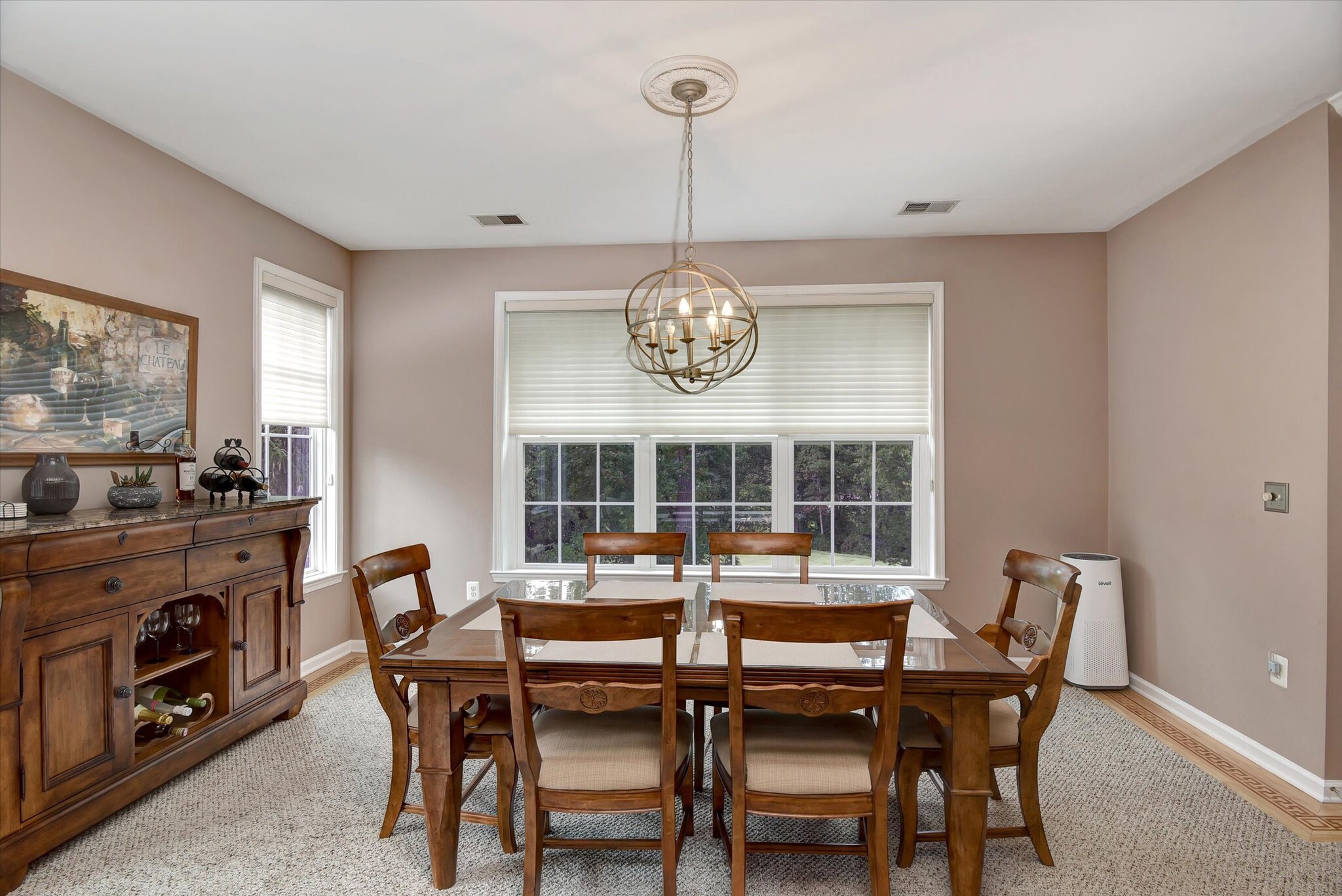 Building Photo - 594 Saint Andrews Pl